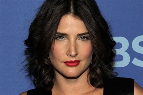 cobie smulders topless|Cobie Smulders Goes Topless, Shares Health and Fitness .